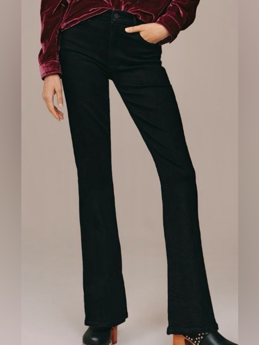 MOTHER Mid-Rise Flare Jeans. Size 31